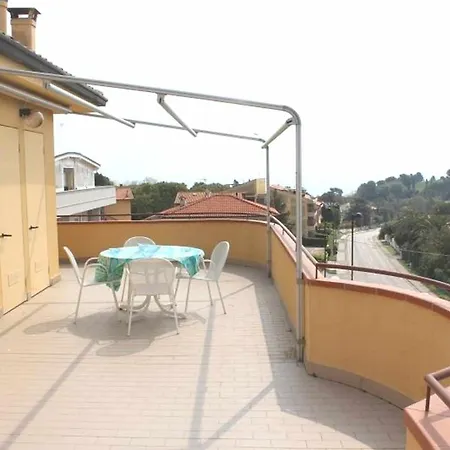 Bellavista דירה *